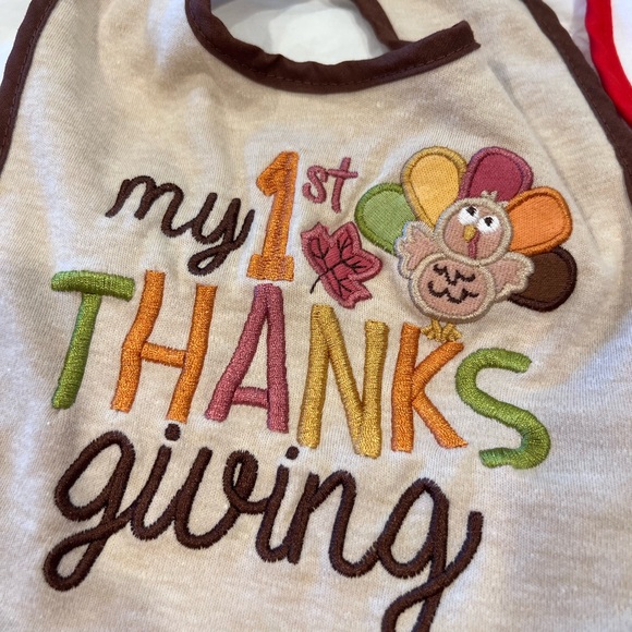 Bundle of 5 baby’s “ firsts” bibs - Picture 2 of 6